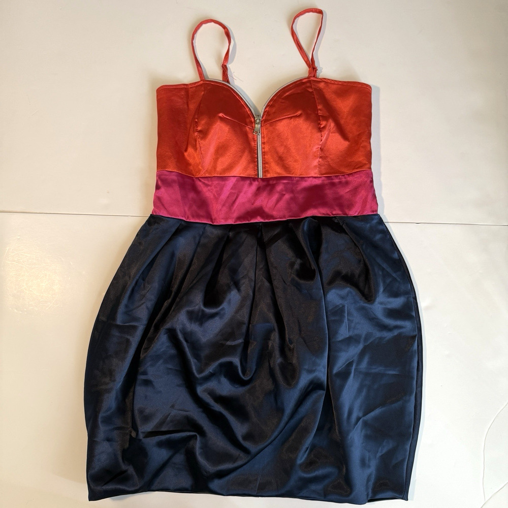 Tfnc London‎ Women Satin Mini Party Dress Size Large Zip Bust Colorful Baby Doll